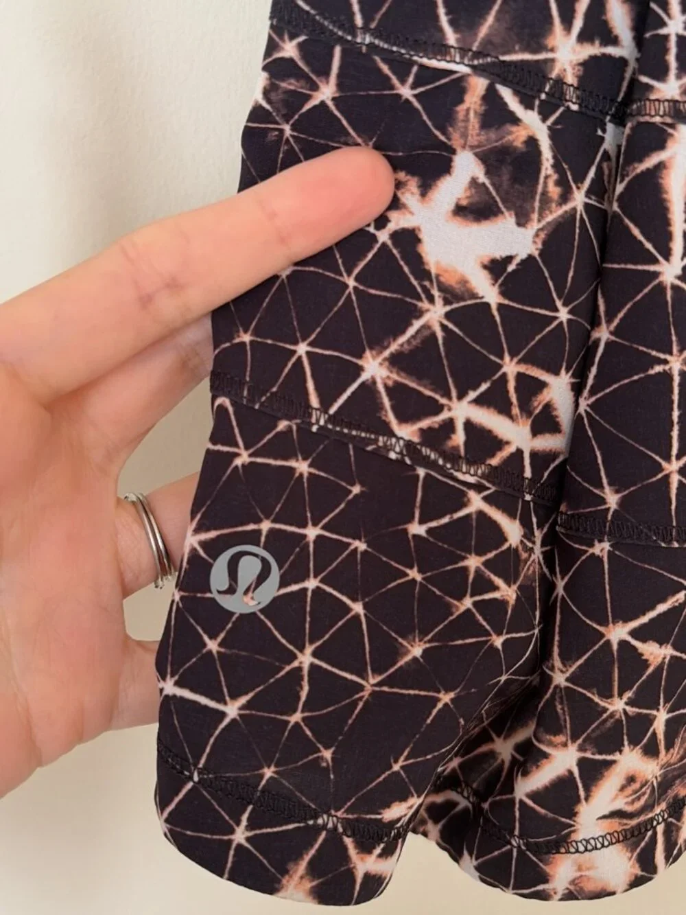 Lululemon Sugar Crush Multi Black Pace Rival Skirt II Skort